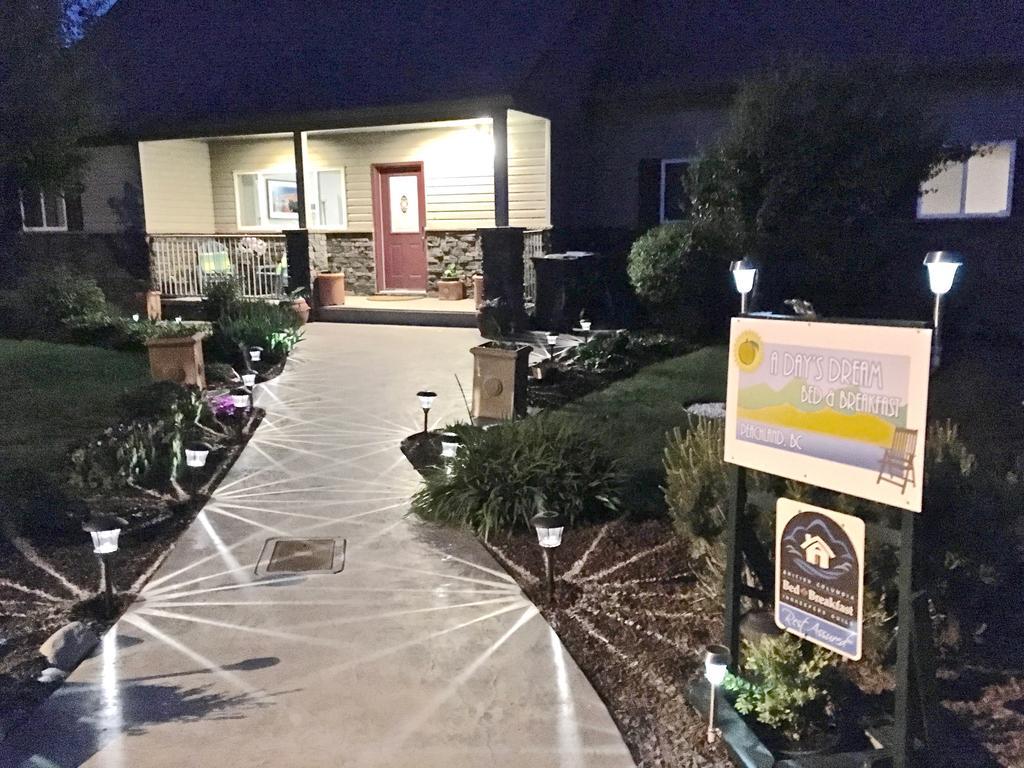 A Day'S Dream B&B Peachland Exteriér fotografie